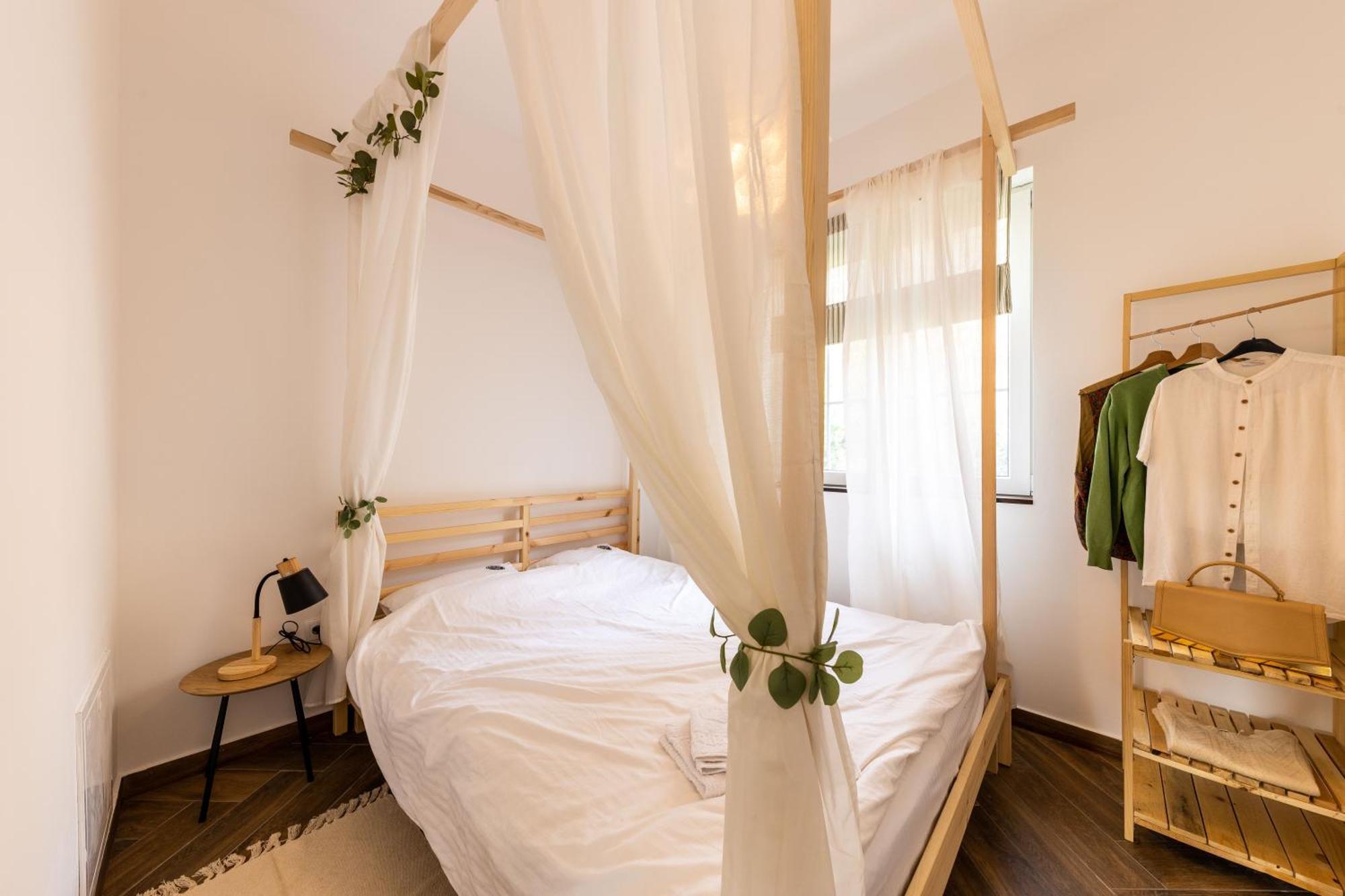 Gora 1 Apartment *